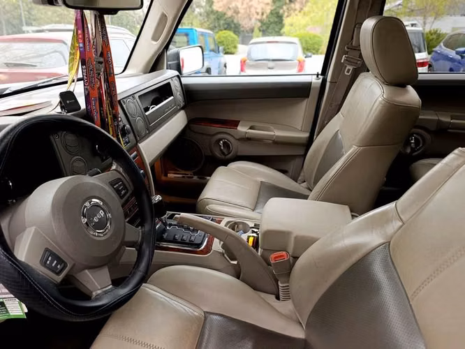 JEEP COMMANDER SIN VERSION - 2007 | 2532