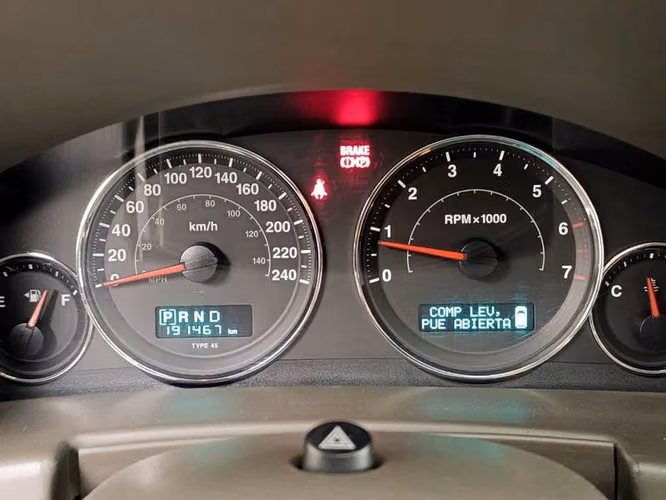 JEEP COMMANDER SIN VERSION - 2007 | 2532