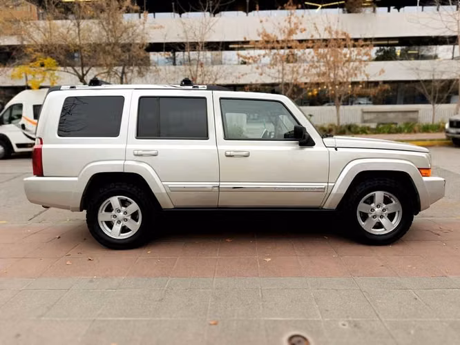 JEEP COMMANDER SIN VERSION - 2007 | 2532