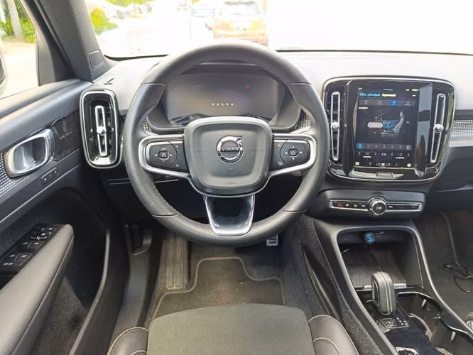 VOLVO XC40 P8 RECHARGE - 2022 | 2665