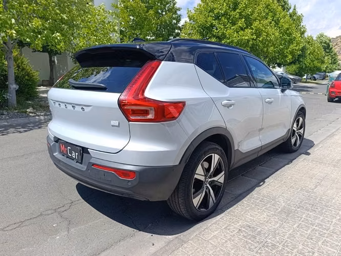VOLVO XC40 P8 RECHARGE - 2022 | 2665