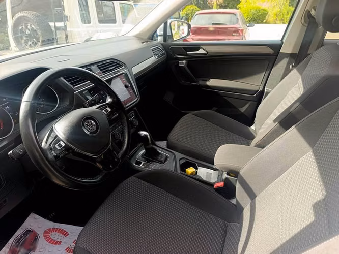 VOLKSWAGEN TIGUAN TREND & FUN TSI PLUS AT - 2018 | 2603