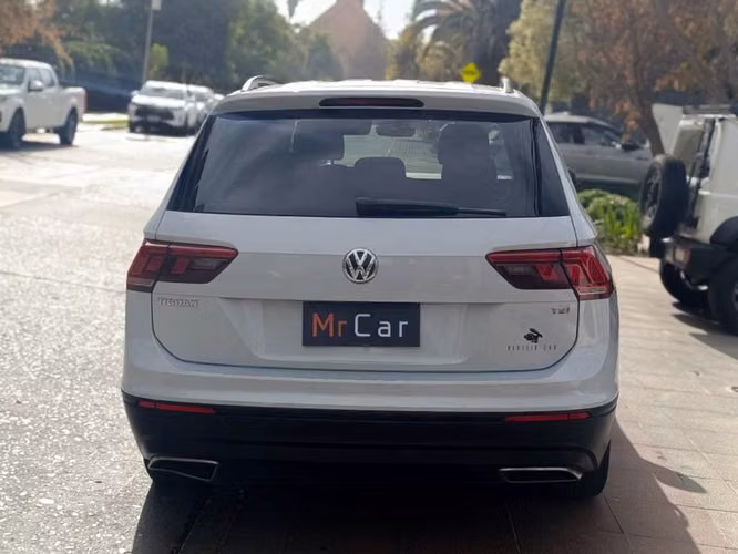 VOLKSWAGEN TIGUAN TREND & FUN TSI PLUS AT - 2018 | 2603