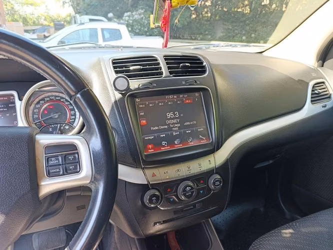 DODGE JOURNEY SE 2.4L AT - 2014 | 2566