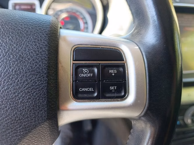 DODGE JOURNEY SE 2.4L AT - 2014 | 2566