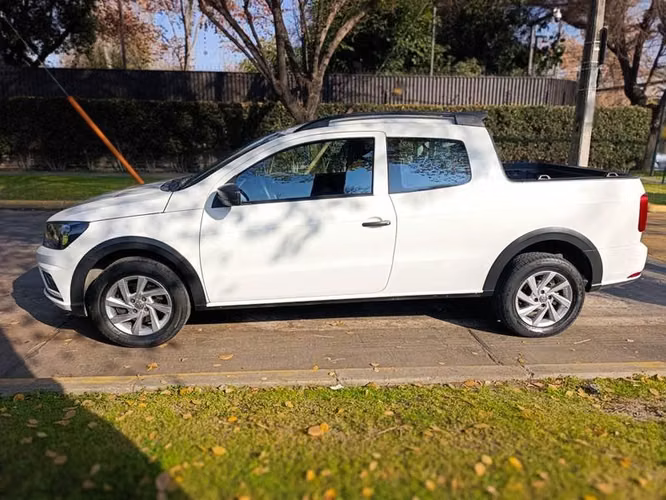 VOLKSWAGEN SAVEIRO CABINA DOBLE 1.6 COMFORTLINE - 2022 | 2688