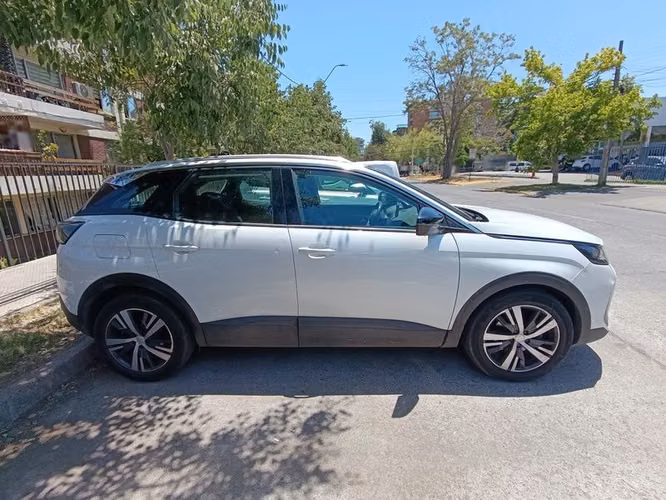 PEUGEOT 3008 ALLURE - 2022 | 2736