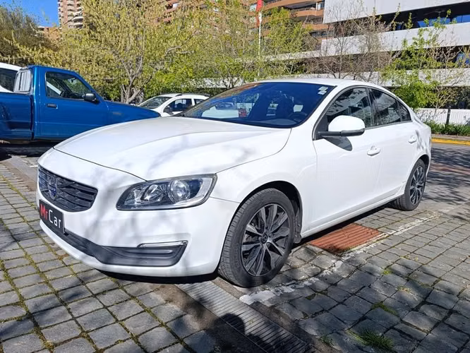 VOLVO S60 D2 COMFORT - 2019 | 2667