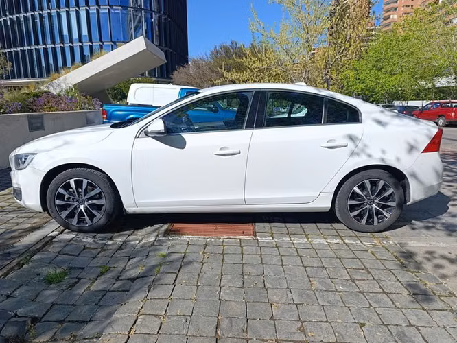 VOLVO S60 D2 COMFORT - 2019 | 2667