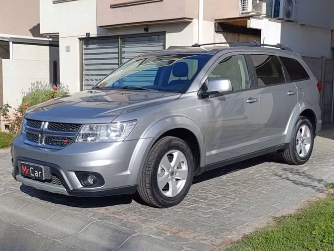 DODGE JOURNEY 2.4L AT 2 CORRIDAS - 2019 | 2619
