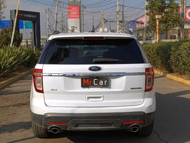 FORD EXPLORER XLT 3.5 4X2 3R - 2014 | 2779