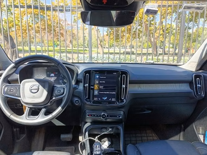 VOLVO XC40 T4 FWD INSCRIPTION - 2022 | 2702