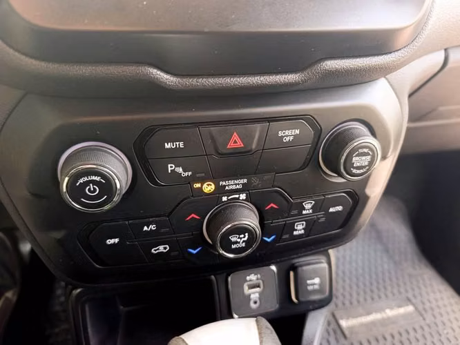 JEEP RENEGADE SPORT LX - 2022 | 2616 - Imagen 16