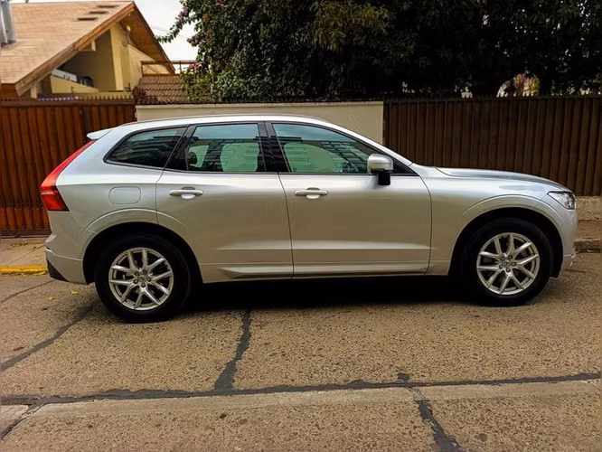 VOLVO XC60 T5 MOMENTUM - 2018 | 2543