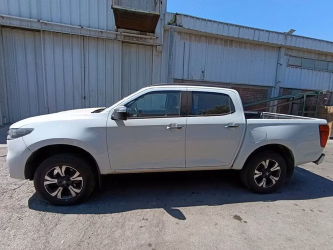 MAZDA BT50 HIGH PLUS 4X4 6AT - 2022 | 2755