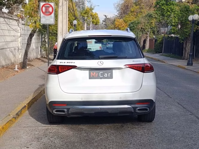 MERCEDES BENZ GLE 300 D 4MATIC - 2023 | 2534