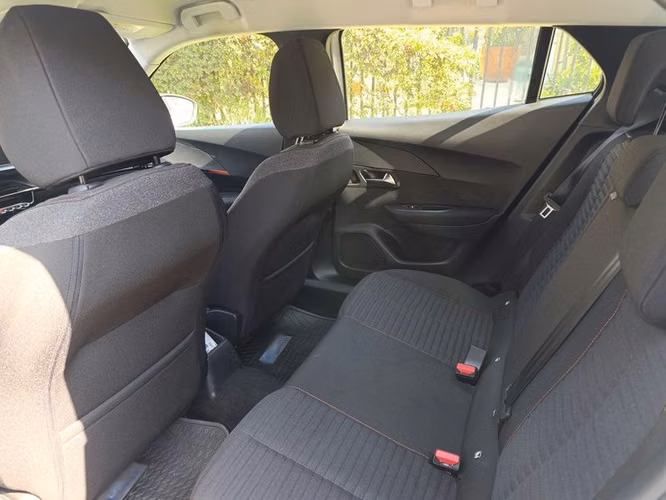 PEUGEOT 2008 ACTIVE PACK PURETECH 130 EAT8 - 2022 | 2640