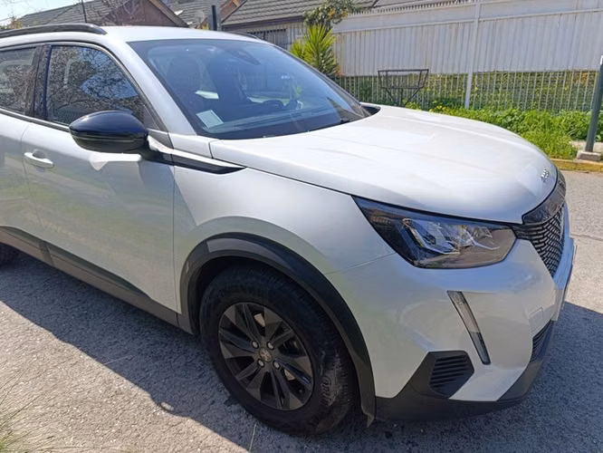 PEUGEOT 2008 ACTIVE PACK PURETECH 130 EAT8 - 2022 | 2640
