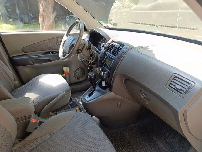 HYUNDAI TUCSON GL 4WD FULL - 2010 | 2666