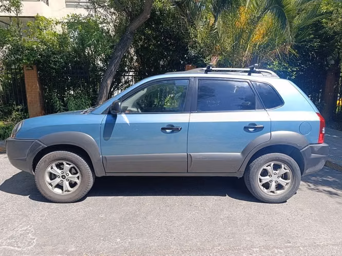 HYUNDAI TUCSON GL 4WD FULL - 2010 | 2666