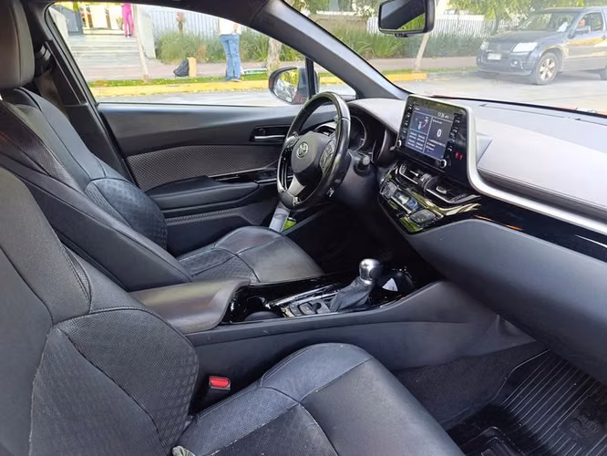 TOYOTA CH-R LUXURY 1.8 4X2 CVT HV - CHR42HEVLUX - 2021 | 2540