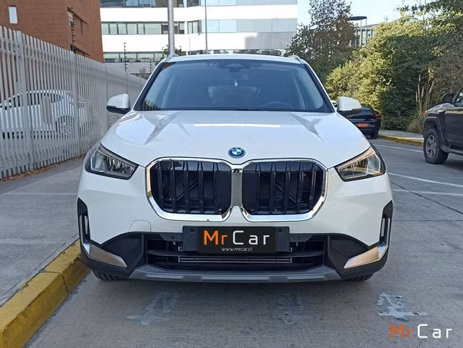 BMW X1 XDRIVE25E COMFORT - 2023 | 2748