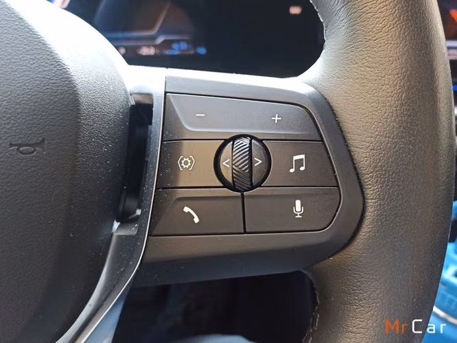 BMW X1 XDRIVE25E COMFORT - 2023 | 2748