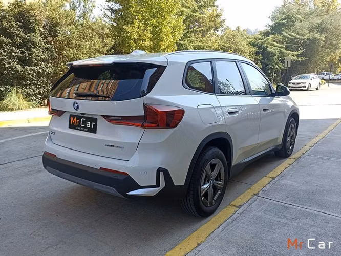 BMW X1 XDRIVE25E COMFORT - 2023 | 2748