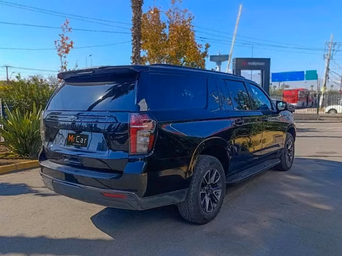 CHEVROLET SUBURBAN NEW Z71 5.3L AT 4WD - 2021 | 2763
