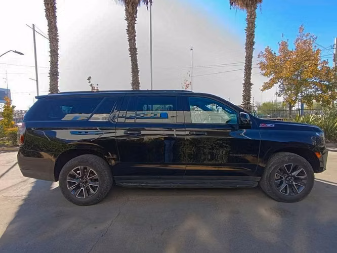 CHEVROLET SUBURBAN NEW Z71 5.3L AT 4WD - 2021 | 2763