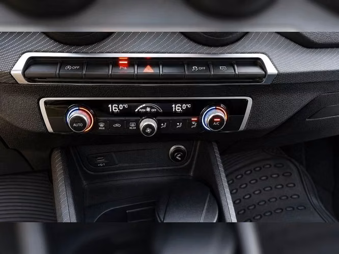 AUDI Q2 1.4 TFSI AT - 2018 | 2761