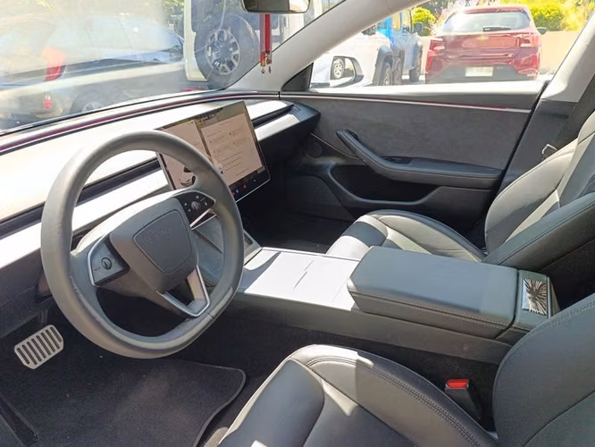 TESLA MODEL 3 LONG RANGE AWD - 2025 | 2567