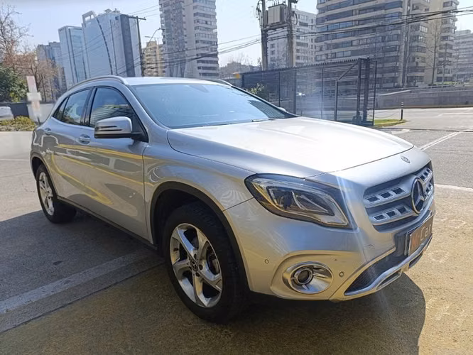 MERCEDES BENZ GLA 200 SPORT - 2021 | 2542