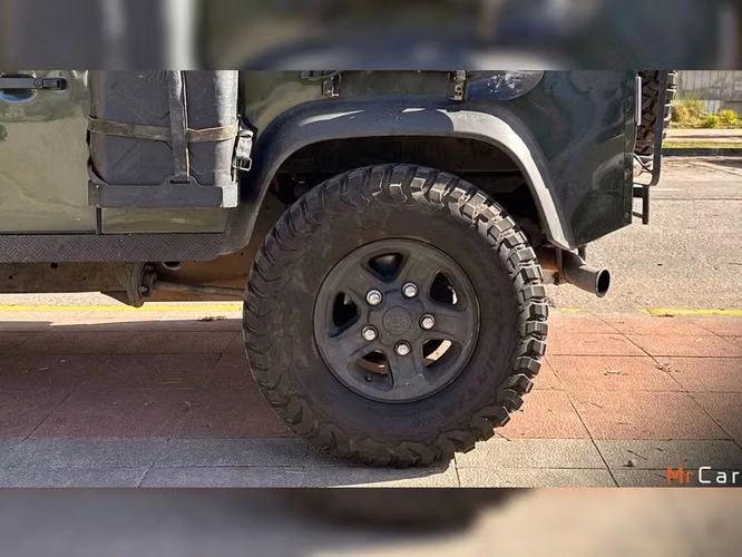 LAND ROVER DEFENDER 90 PUMA - 2008 | 2724 - Imagen 17