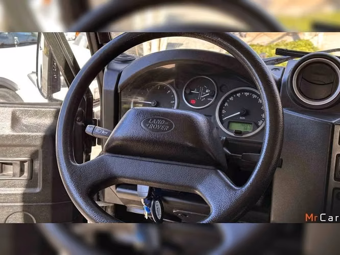 LAND ROVER DEFENDER 90 PUMA - 2008 | 2724 - Imagen 9