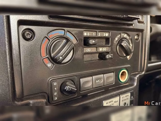 LAND ROVER DEFENDER 90 PUMA - 2008 | 2724 - Imagen 5