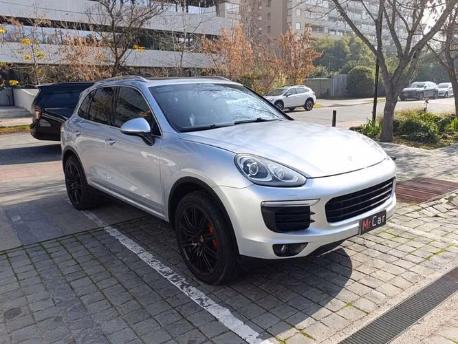PORSCHE CAYENNE V6 E2 II - 2016 | 2701