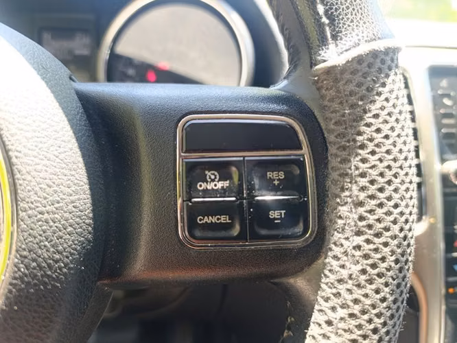 JEEP GRAND CHEROKEE LAREDO 4X2 3.6L - 2012 | 2624 - Imagen 16