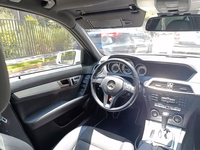 MERCEDES BENZ C 250 BLUE.E AVANTGARDE - 2015 | 2687