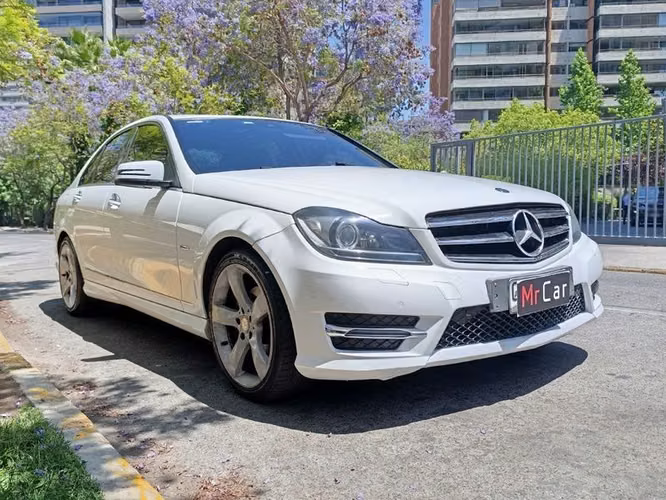 MERCEDES BENZ C 250 BLUE.E AVANTGARDE - 2015 | 2687