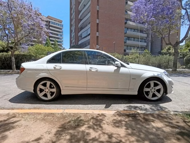 MERCEDES BENZ C 250 BLUE.E AVANTGARDE - 2015 | 2687