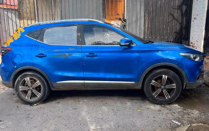 MG ZS Azul – Transferible