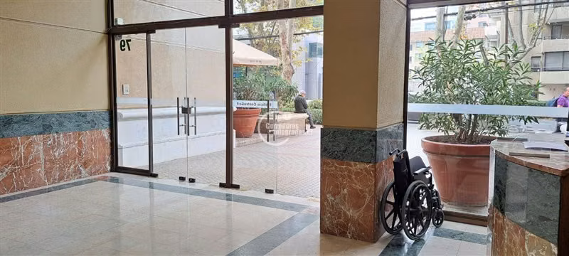 Oficina en arriendo en Las Condes