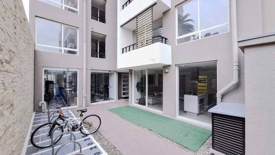 OPORTUNIDAD!! Cesión de Promesa de Depto 904 de 2D2B + E y B en Edificio Quartz, Plaza Egaña, Ñuñoa