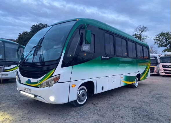 Bus Mercedes Benz