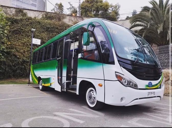 Bus Mercedes Benz
