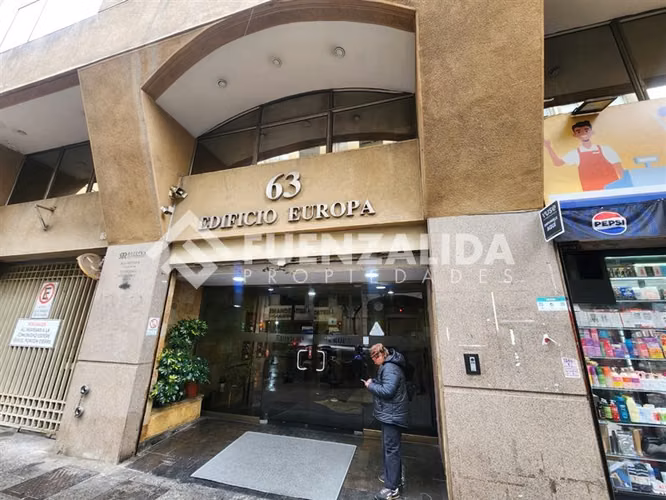 Venta oficina Santiago 25 mt2 Metro U de Chile