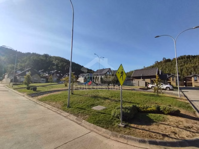 ARRIENDO/VENTA - Casa en Condominio, Hacienda Las Mariposas, Temuco.