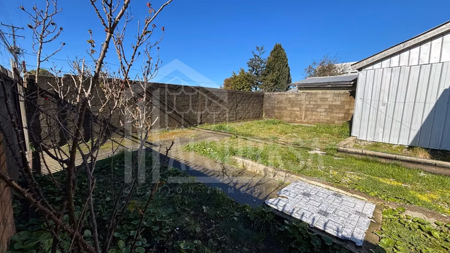 CASA EN AMPLIO TERRENO, PRESIDENTE IBÁÑEZ - Imagen 11
