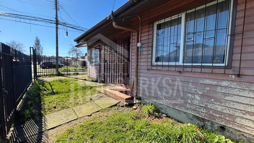 CASA EN AMPLIO TERRENO, PRESIDENTE IBÁÑEZ - Imagen 9